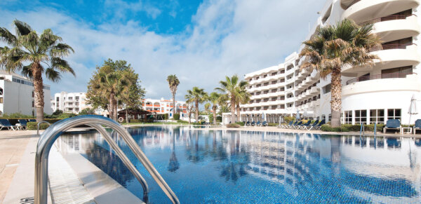 Where to Stay in Algarve