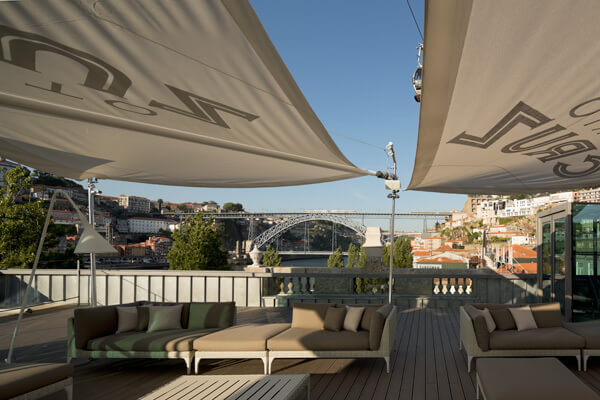 Terrasse sur le toit à Porto