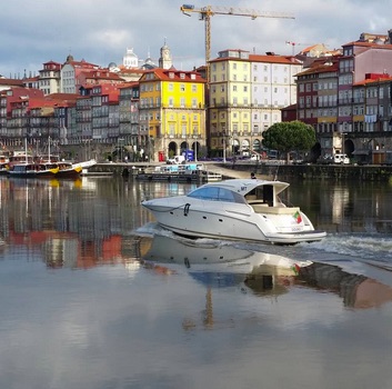 Your Porto private boat for exclusive sailing